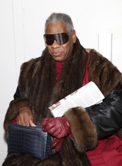 LEGENDE: Innad i motebransjen er André Leon Talley et godt kjent navn. Nå skriver han åpent om opp- og nedturene med Anna Wintour som sjef. Foto: NTB Scanpix LEGENDE: Innad i motebransjen er André Leon Talley et godt kjent navn. Nå skriver han åpent om opp- og nedturene med Anna Wintour som sjef. Foto: NTB Scanpix